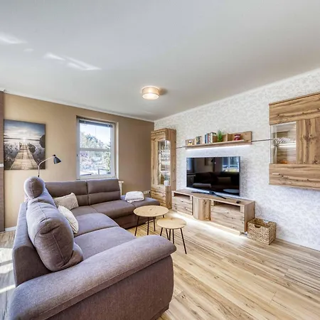 Daire Seemoewe - Moderne Mit Balkon Waren (Mueritz)